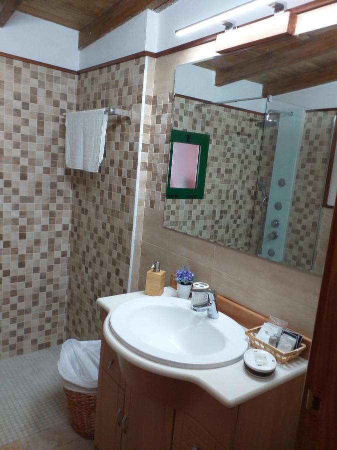 El Llanete Villa Vega de San Mateo Bagian luar foto